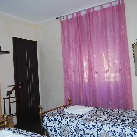 Casa Mama Gasthuis Genua