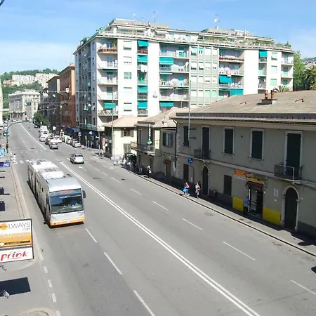 Casa Mama Gasthuis Genua