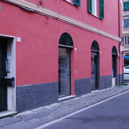 Casa Mama Genua