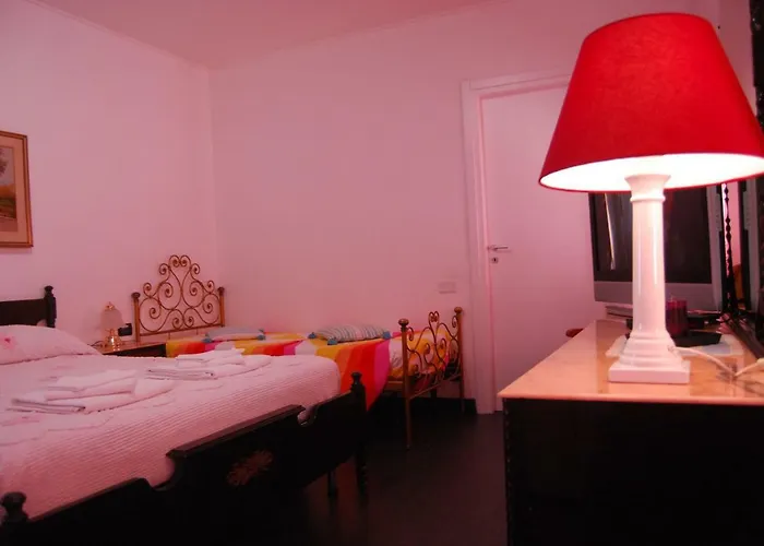 Casa Mama Genua