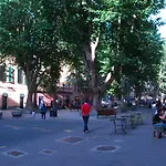 Casa Mama